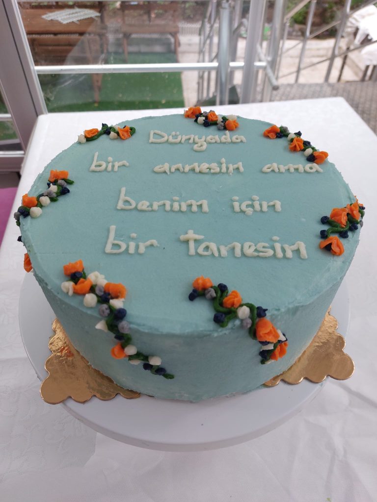 Aynı gün içinde teslim için 07:00 - 13:00 saatleri arasında sipariş verebilirsiniz