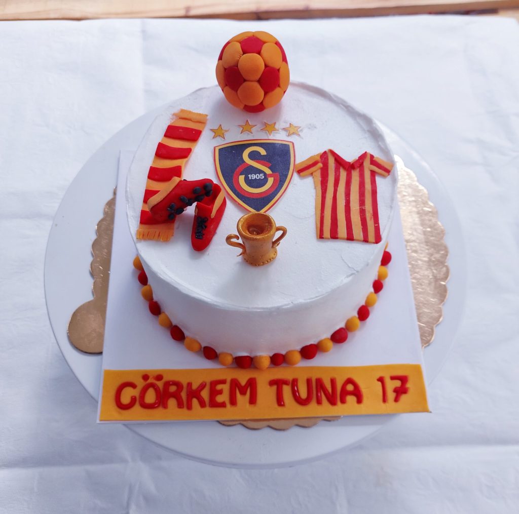 Aynı gün içinde teslim için 07:00 - 13:00 saatleri arasında sipariş verebilirsiniz